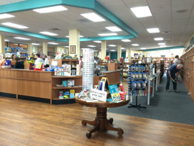 Anderson’s Bookshop opens in La Grange