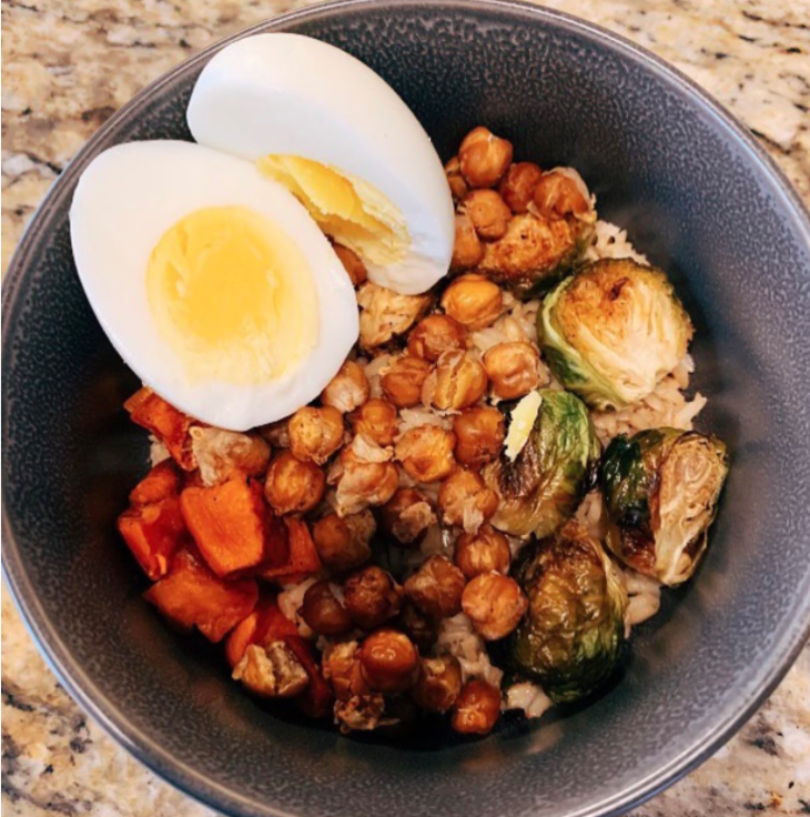 A+healthy+veggie+and+grain+bowl+from+Rozmus%E2%80%99+Instagram+account++++++++